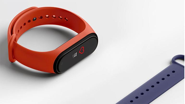 Xiaomi Mi Band 5'in fiyatı düştükçe düşüyor