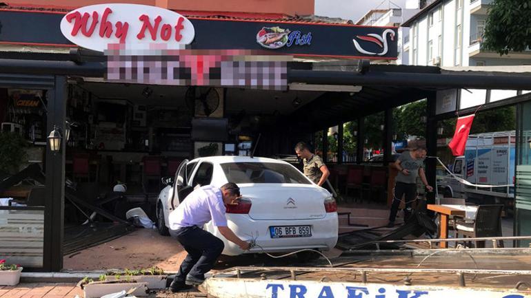 Ünlü şarkıcı Lara ölümden döndü: Mucize eseri hayattayım