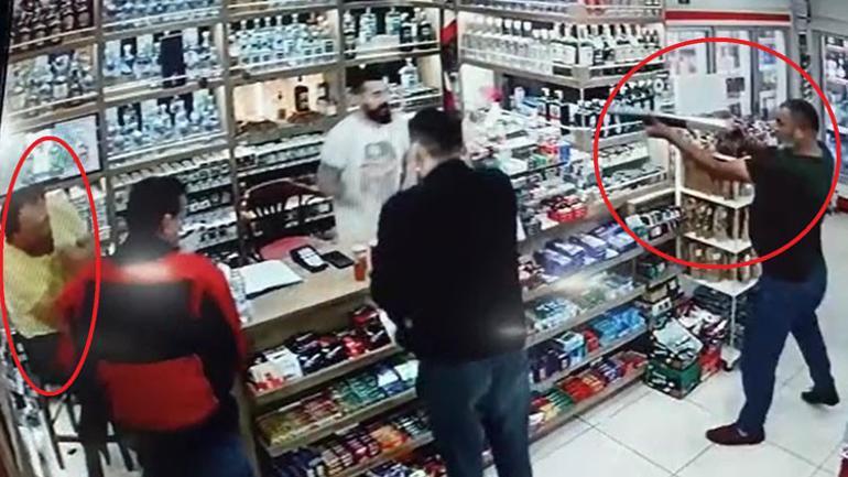 Müşterilerinin gözü önünde böyle öldürdü Dehşet anları...