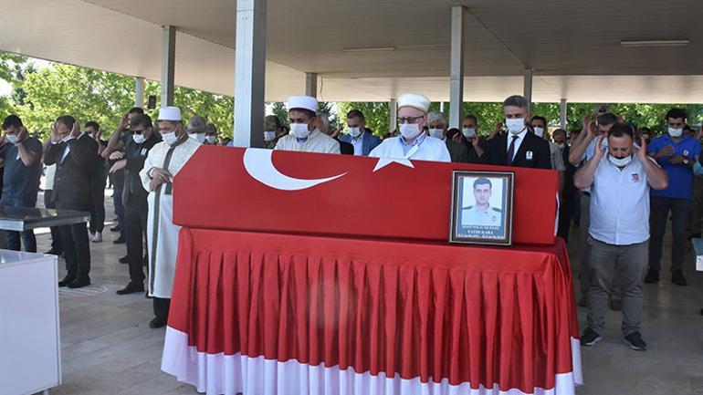 Şehit Polis Kara son yolculuğuna uğurlandı