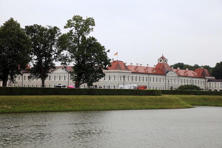 Avrupa'nın en büyük barok saraylarından Nymphenburg