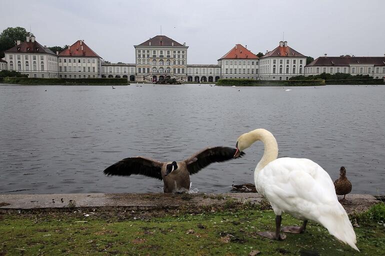 Avrupa'nın en büyük barok saraylarından Nymphenburg