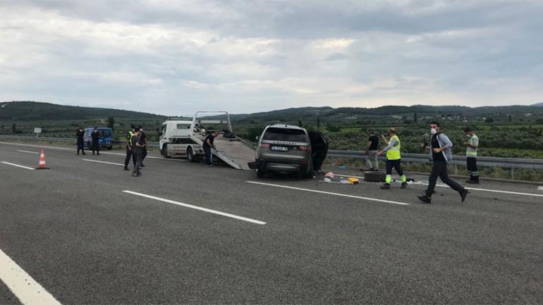 Son dakika haberi: Şarkıcı Alişan kaza yaptı... Eşi ve oğlunun da içinde bulunduğu cip 30 metre sürüklendi