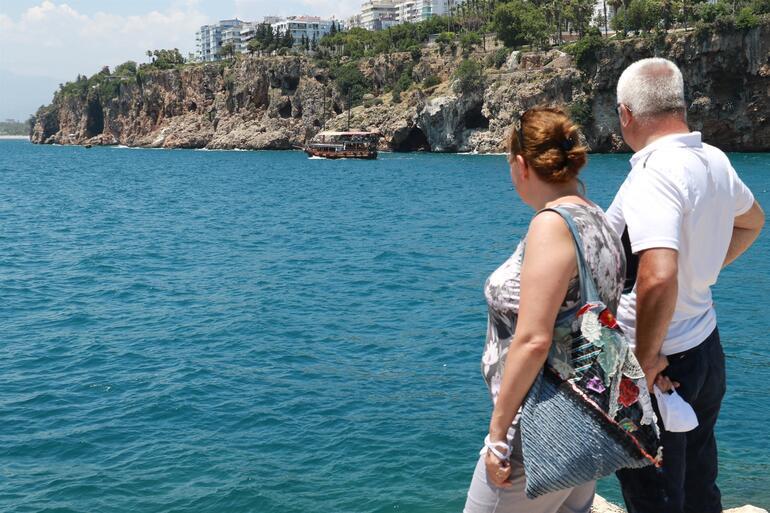 Antalya'da Kaleiçi Yat Limanı eski günlerine dönmeyi bekliyor
