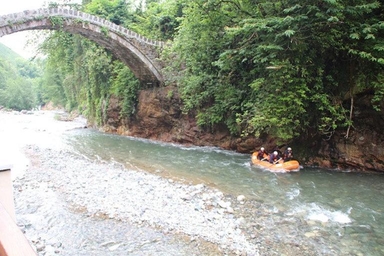 Türkiye'de yeni bir rafting parkuru: Rize Tunca Vadisi