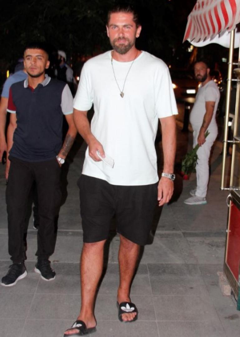 Mert Öcal: Annemin yemeklerini özledim