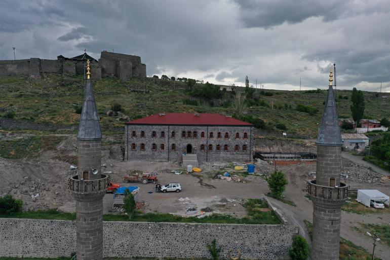 Osmanlı-Rus savaşının tanığı tarihi Beylerbeyi Sarayı eski ihtişamına kavuşuyor