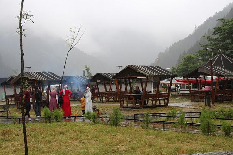 Uzungöl'de yerli turistle sakin sezon