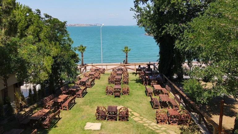 Cunda Adası yeni bir plaja kavuştu
