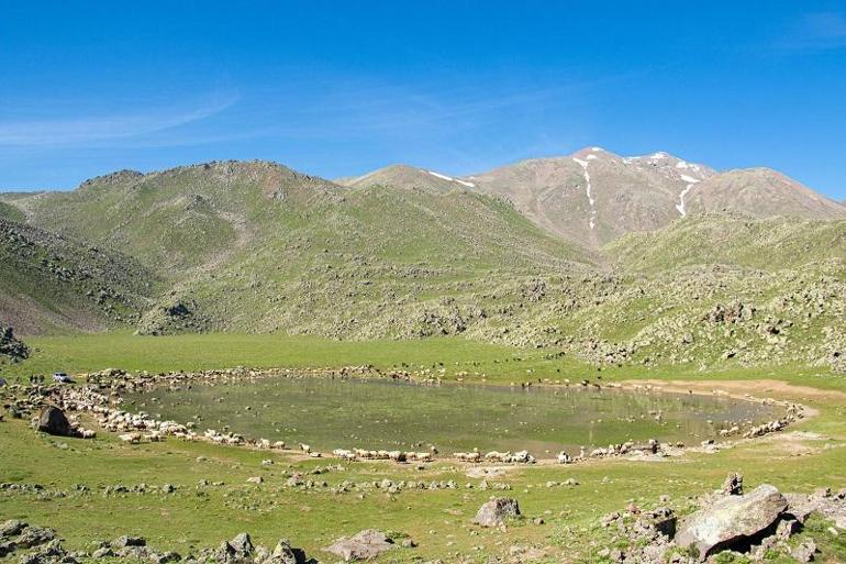 Saklı cennet Sarıgöl, doğa tutkunlarını misafir ediyor