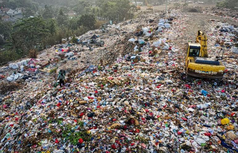 Plastik kirliliği 2040'ta 1 milyar 300 milyon tona ulaşacak