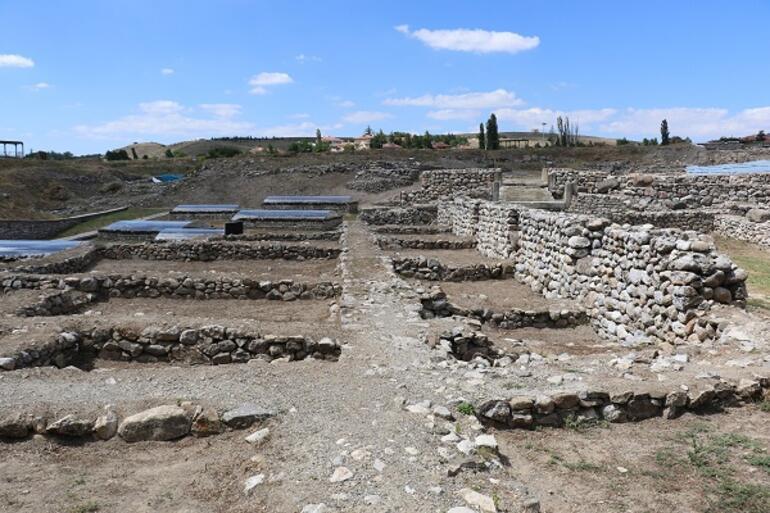Tunç Çağı'na ait kalıntılara ulaşılan Alacahöyük'te kazılar başlıyor