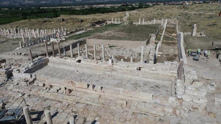 Tripolis Antik Kenti’ndeki 'anıtsal çeşme'nin restorasyonuna başlandı