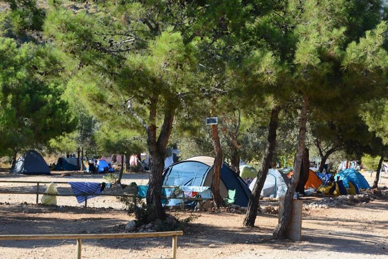 Datça'daki çadır kamplara tatilci akını