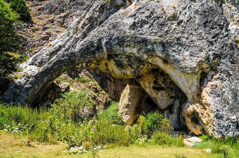 Bu mağaraya Eskişehir’den giren Bolu’dan çıkıyor