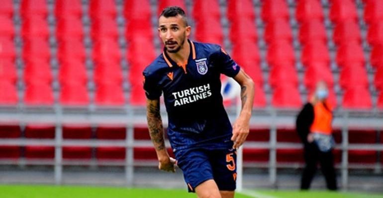 Son Dakika | Mehmet Topal 1 yıl daha Başakşehir'de | Transfer Haberleri