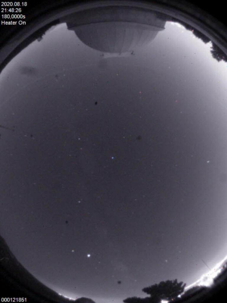 İzmir ve Manisa'da düşen meteor böyle görüntülendi
