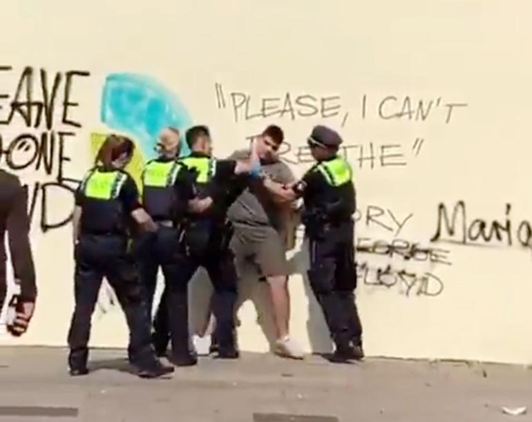 3 polis görevden uzaklaştırıldı