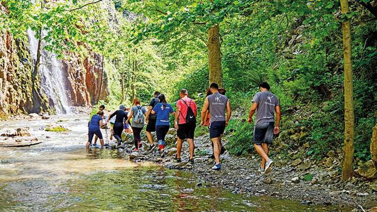 100 kişi toplamda 5 ton  zayıfladı... ‘Kelepçe mideye değil, beyne takılmalı