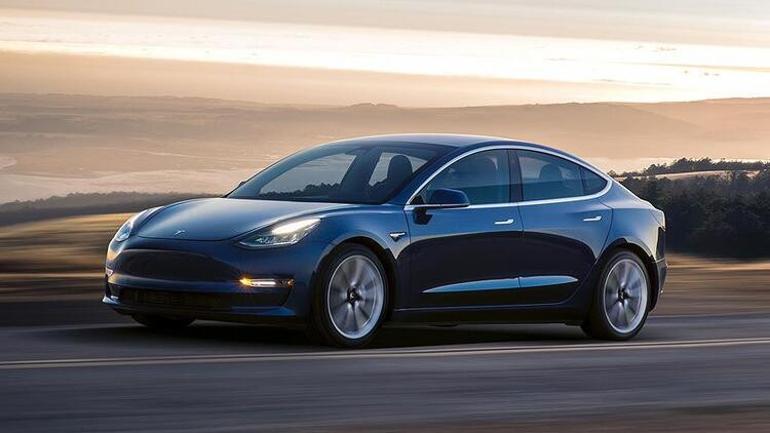 Tesla, araç içinde çocukların unutulmasını engelleyecek