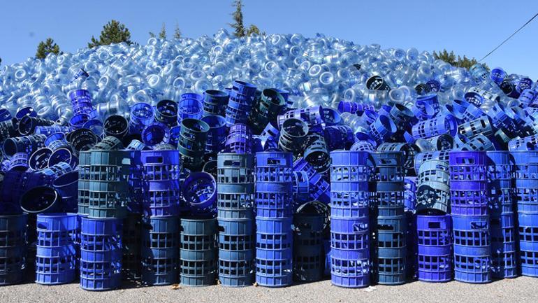 Eskişehirde su krizi devam ediyor Vatandaşlar oraya akın etti...