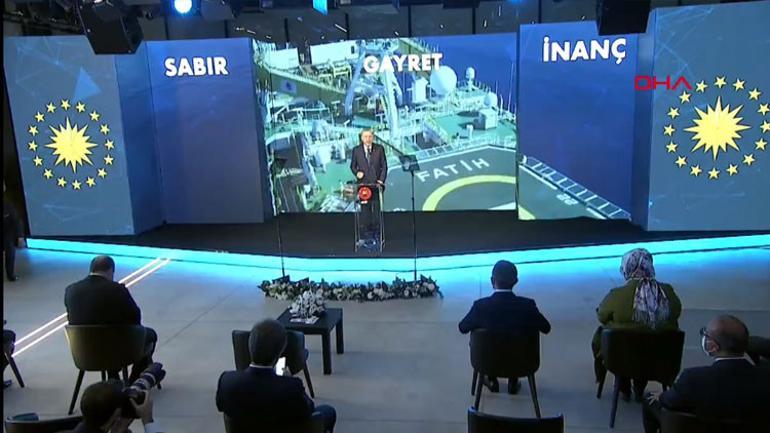 Son dakika haberler... İstanbulda müthiş tören... Cumhurbaşkanı Erdoğandan robotlu açılış