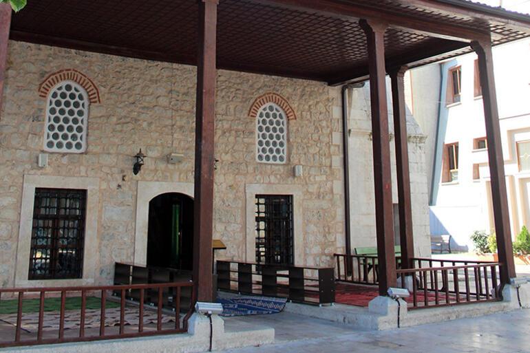 Mimar Sinan’ın Yalova’daki tek eseri yıllara meydan okuyor