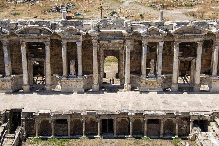 Anadolu'nun en gözde antik kentlerinden Hierapolis