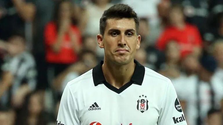 Son Dakika | Beşiktaş'ta Enzo Roco ile yollar ayrıldı!