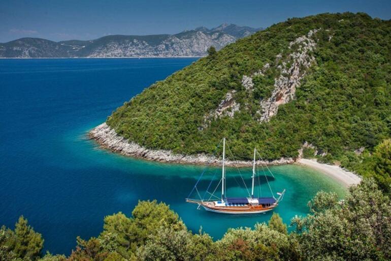 Turizm cenneti Ege'ye tatilci akını