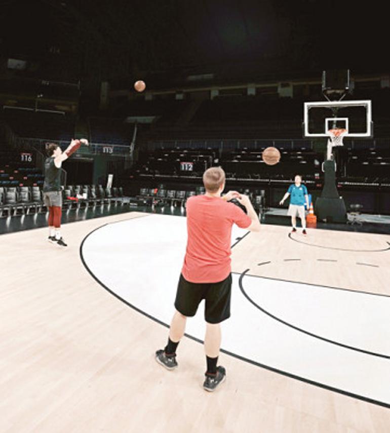 Son Dakika Haberi | Cedi Osman: "LeBron'la yeniden dans etmek isterim"