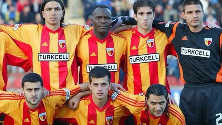 Kayserispor'un son transferi İlhan Parlak: "Çok mutluyum"