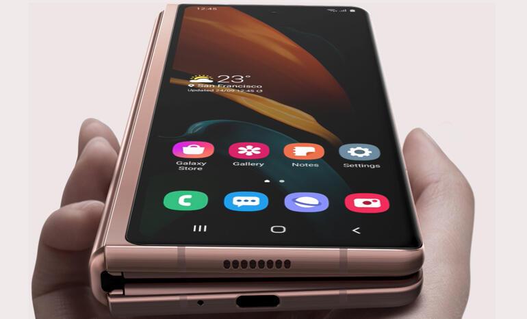 Galaxy Z Fold2 iş dünyasının yeni telefonu olacak