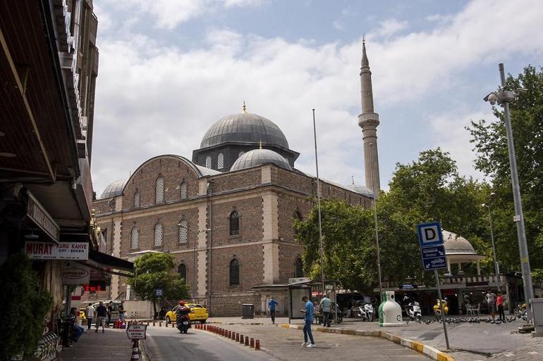 Fatih'in veziri Zağnos Paşa'nın Balıkesir'e yaptırdığı cami