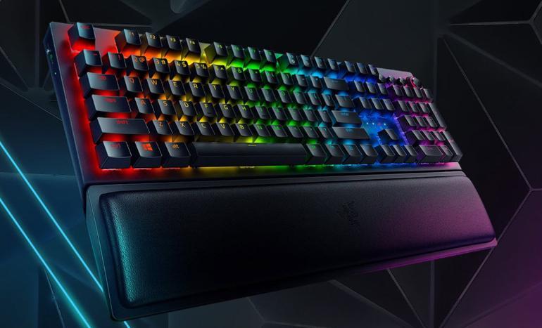 Razer oyuncular için geliştirdiği yeni ürünlerini tanıttı