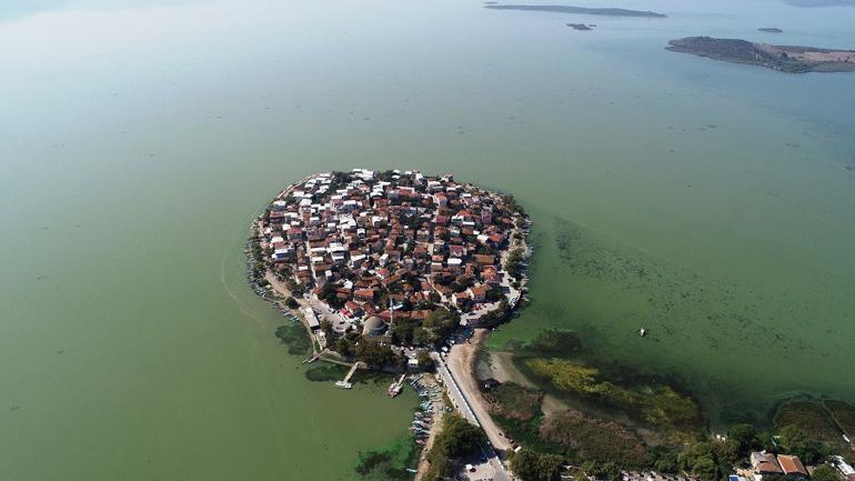 Avrupa’nın en güzel 30 kasabası arasına giren Gölyazı havadan görüntülendi