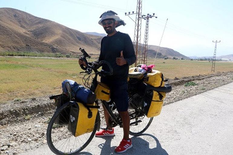 İran'dan yola çıktı, 7 bin kilometre pedal çevirdi