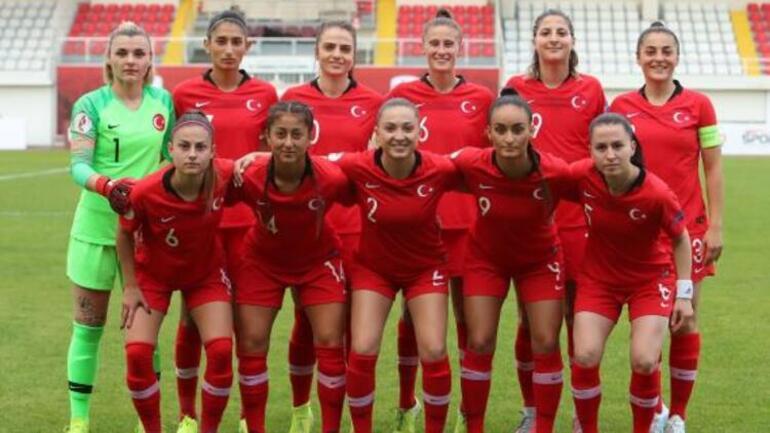 A Milli Kadın Futbol Takımı'nın kadrosu açıklandı! Aycan Yanaç...