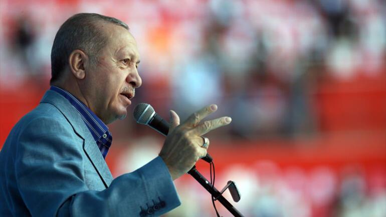 Son dakika… Cumhurbaşkanı Erdoğandan Macrona ağır sözler: Tedaviye ihtiyacı var