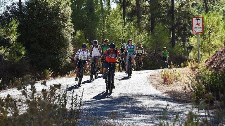 Bodrum'da alternatif bisiklet rotaları Rus turistlere tanıtıldı