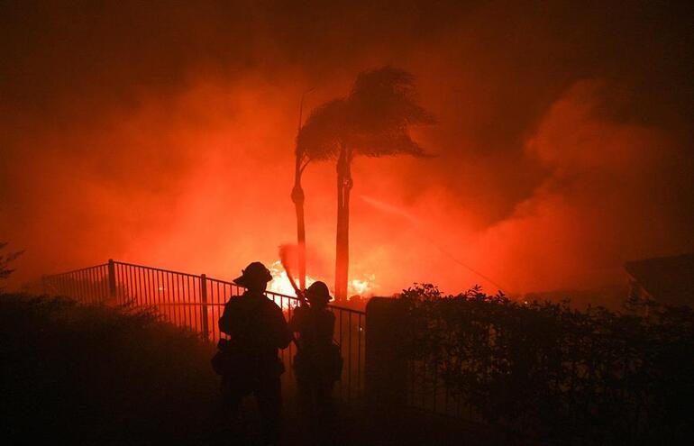Son dakika haberi: ABD'de yangın kabusu bitmiyor! 100 binden fazla kişi için tahliye emri