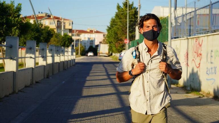 Almanya'dan yürüyerek İstanbul hedefiyle yola çıkan gezgin Kırklareli'ne ulaştı