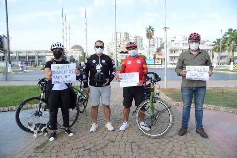 Bisikletliler trafikte 'görünür' olmak istiyor