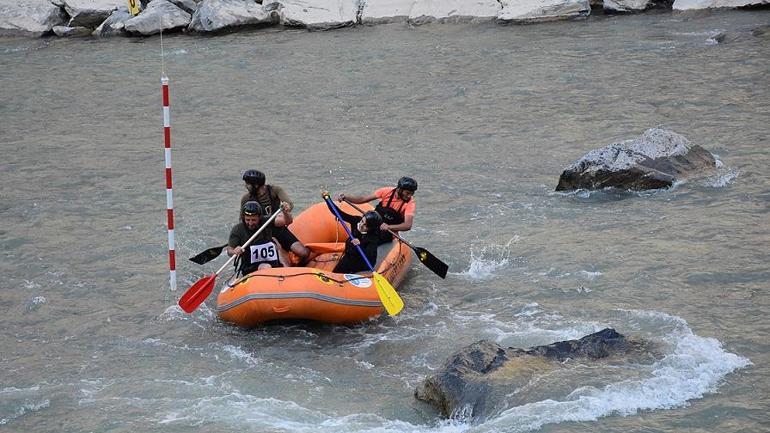 Hakkari'ye gelen sportmenler kentin tabiatına ve misafirperverliğine hayran kaldı