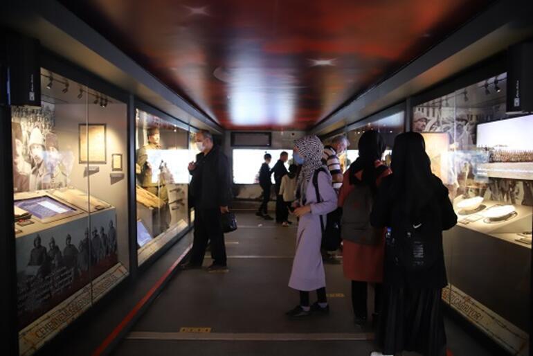 Çanakkale Savaşları Mobil Müzesi’nin 40’ıncı durağı Elazığ oldu