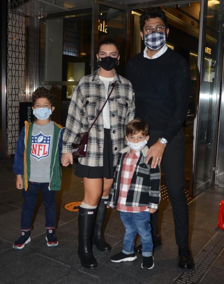 Güntay Ailesinden mutluluk pozu