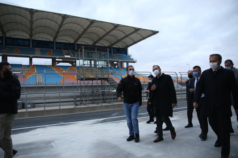 Son Dakika Haberi | Bakan Kasapoğlu ile Vali Yerlikaya, İstanbul Park’ta incelemelerde bulundu