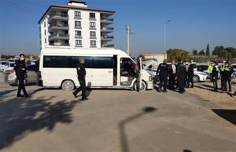 Son dakika haberleri... Lastikleri kapanla patlatılarak durduruldu İki çocuk kaçırmış