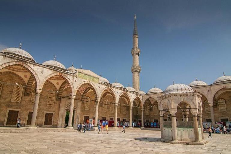 Osmanlı mimarisinin görkemli eseri: Sultan Ahmet Camii