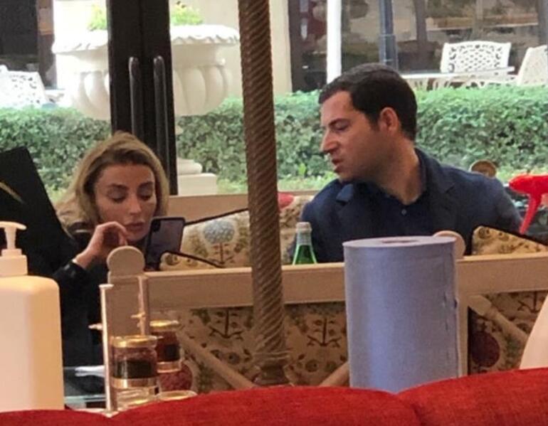 Özge Ulusoy ve sevgilisi Faruk Çolakoğlu kahvaltıda
